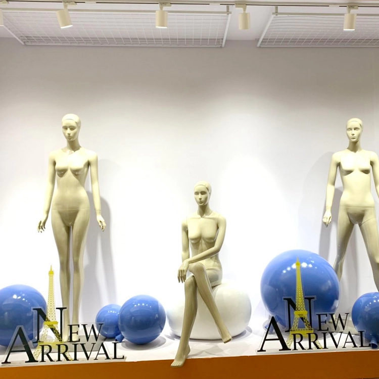 Hot sell fiberglass blue balloons for female retail store window display