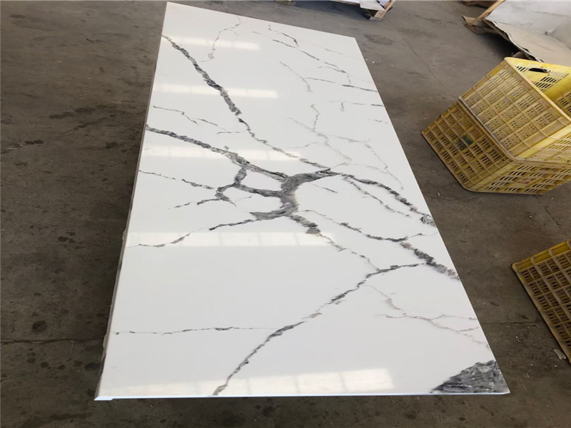 Arctic White Engineer Quartz Slab