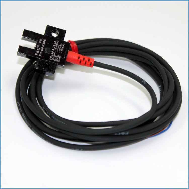 Position proximity sensor FC-SPX307 DC 5~24V wide range photoelectric transducer, short-circuit protection.